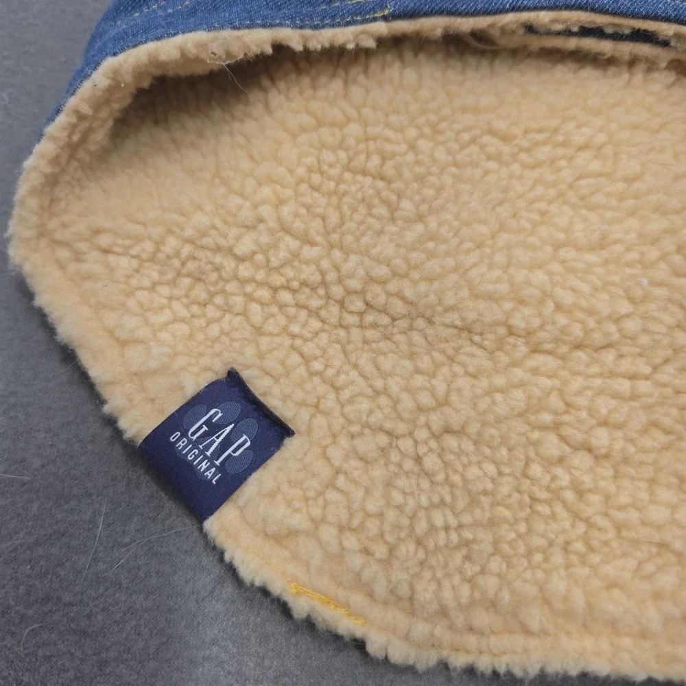 New GAP Denim & Sherpa Dog Coat Reversible Size Large Dog Vest.  J